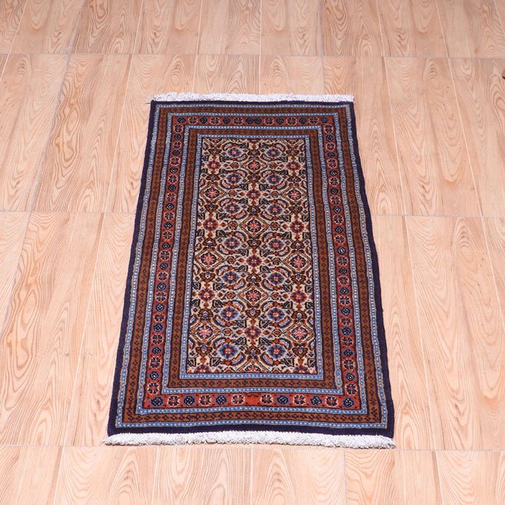 ペルシャ絨毯（イラン産）ムード・ビールジャンド　95×46cm（FS-70047）