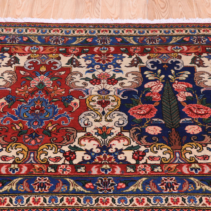 ペルシャ絨毯（イラン産）イスファハンアンティーク　94×81cm（FS-70051）