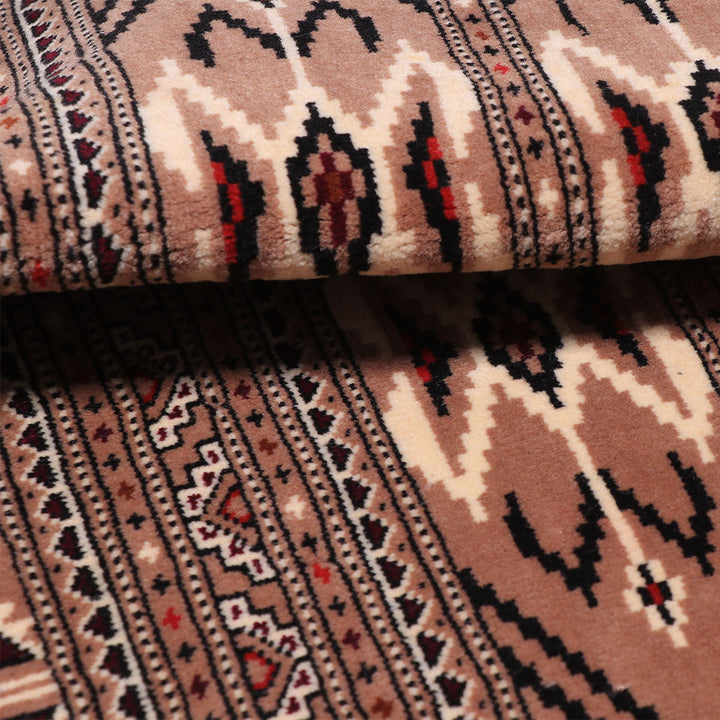 ペルシャ絨毯（イラン産）トルクメン　112×51cm（FS-70053）