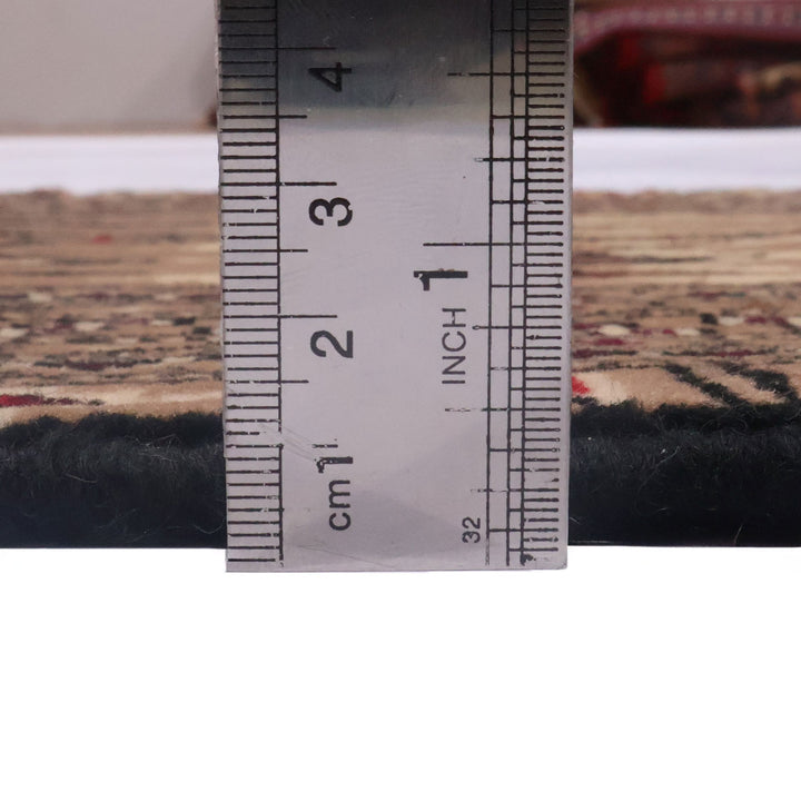 ペルシャ絨毯（イラン産）トルクメン　112×51cm（FS-70053）