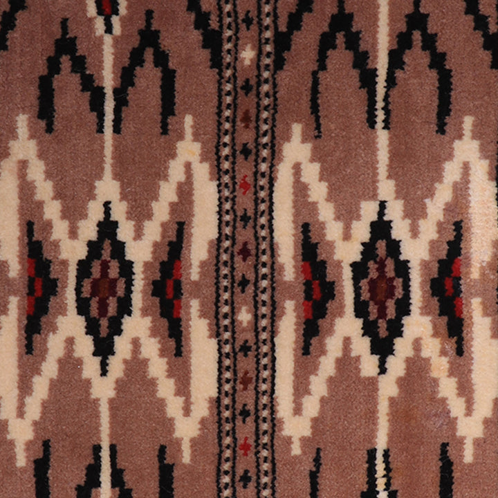 ペルシャ絨毯（イラン産）トルクメン　112×51cm（FS-70053）