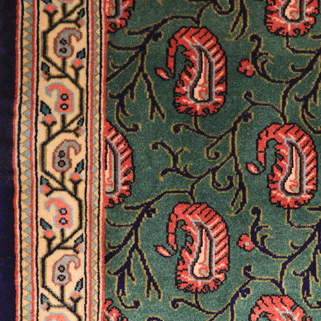 ペルシャ絨毯（イラン産）クム　87×61cm（FS-70056）