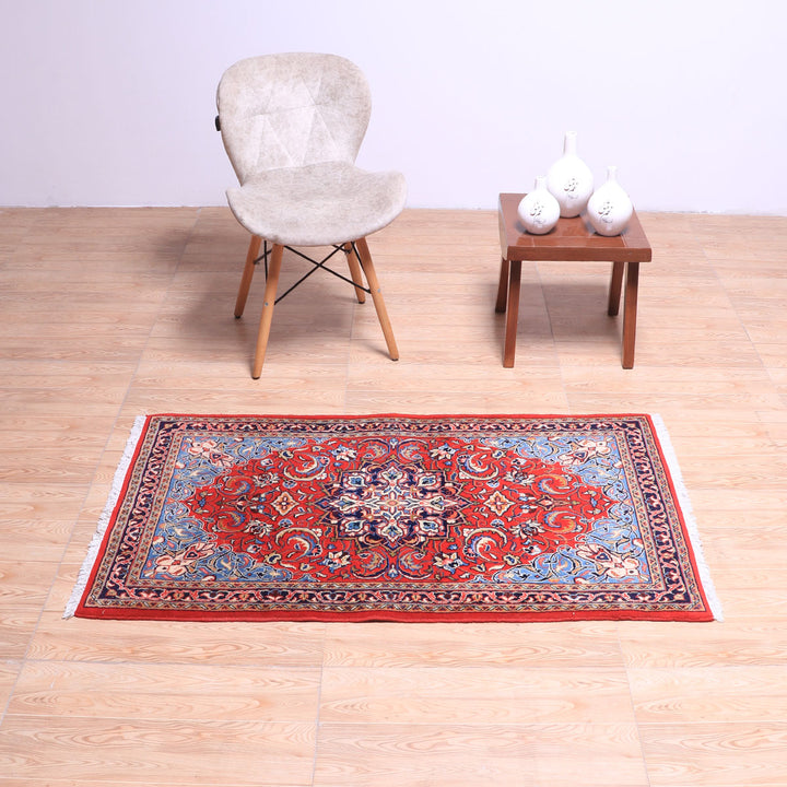 ペルシャ絨毯（イラン産）サルーク　132×79cm（FS-70058）