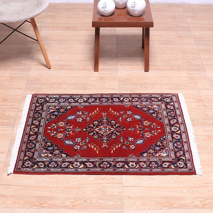 ペルシャ絨毯（イラン産）カーシャーン　91×70cm（FS-70059）