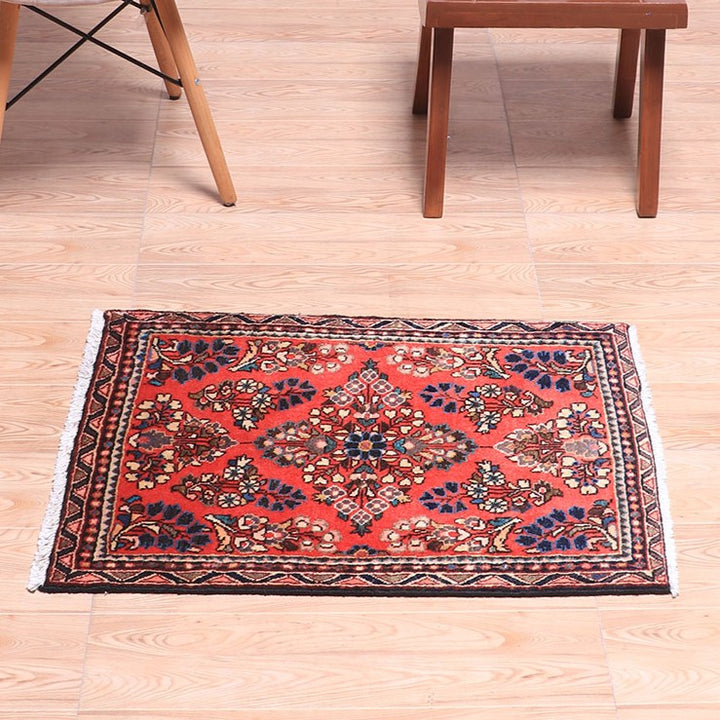 ペルシャ絨毯（イラン産）サルーク　75×56cm（FS-70064）