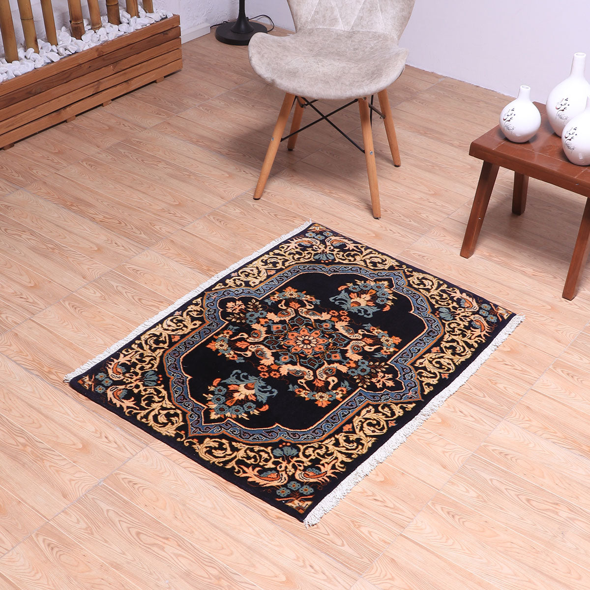 オールド ケルマン産 シルク入り ペルシャ絨毯 92×62cm オールド ケルマン産 シルク入り ペルシャ絨毯 92×62cm