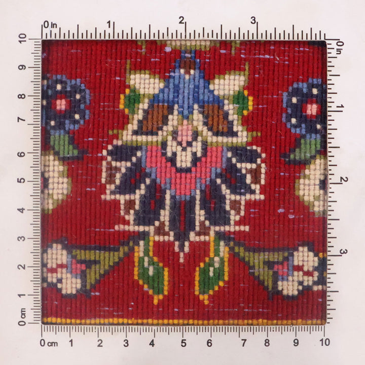 ペルシャ絨毯（イラン産）ゴルトク　100×75cm（FS-70067）