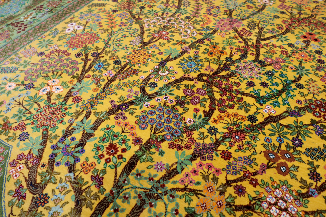 ペルシャ絨毯（手織り）エスハギ　203×134cm（FX-13196）
