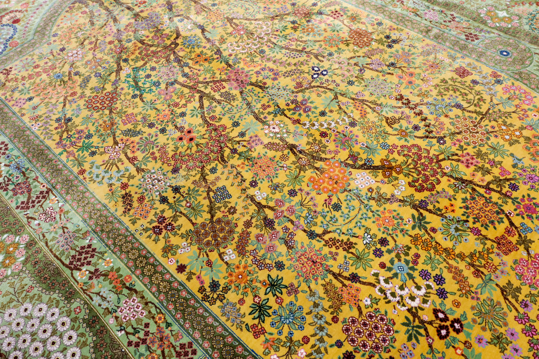 ペルシャ絨毯（手織り）エスハギ　203×134cm（FX-13196）