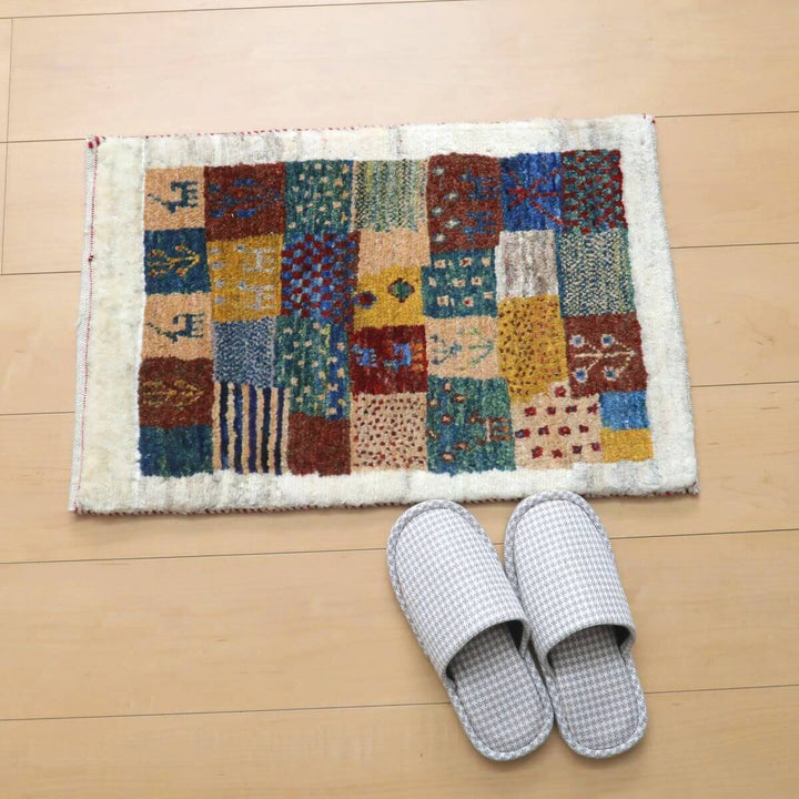 【セミオーダー受付中】  サイズ変更OK　カラー変更OK イラン　シラーズ産　ギャッベ 　（hc-11013）