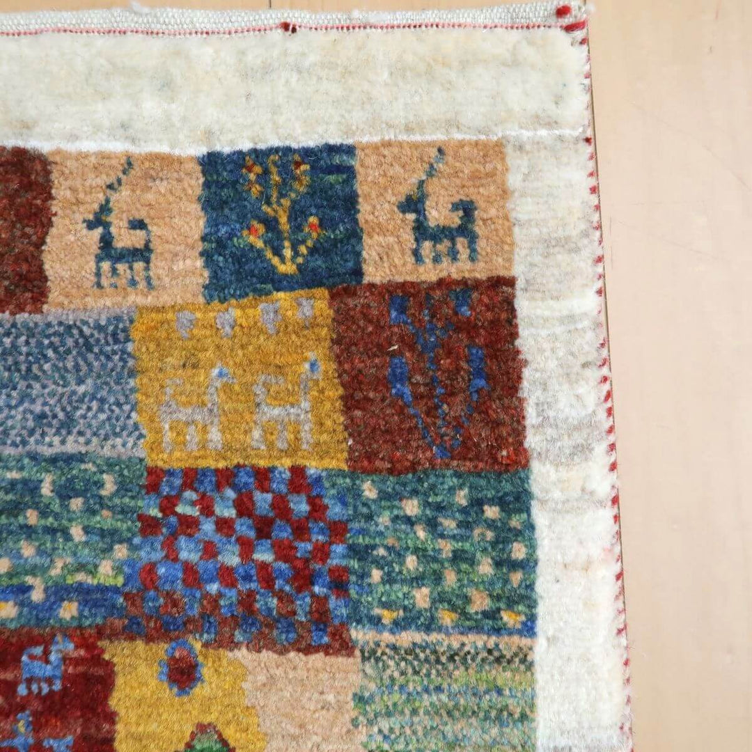 【セミオーダー受付中】  サイズ変更OK　カラー変更OK イラン　シラーズ産　ギャッベ 　（hc-11013）