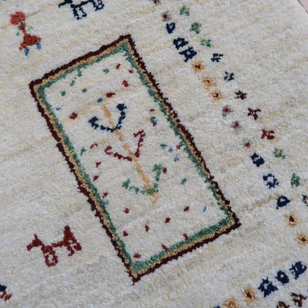 【セミオーダー受付中】  サイズ変更OK　カラー変更OK イラン　シラーズ産　ギャッベ 　（hl-11118）