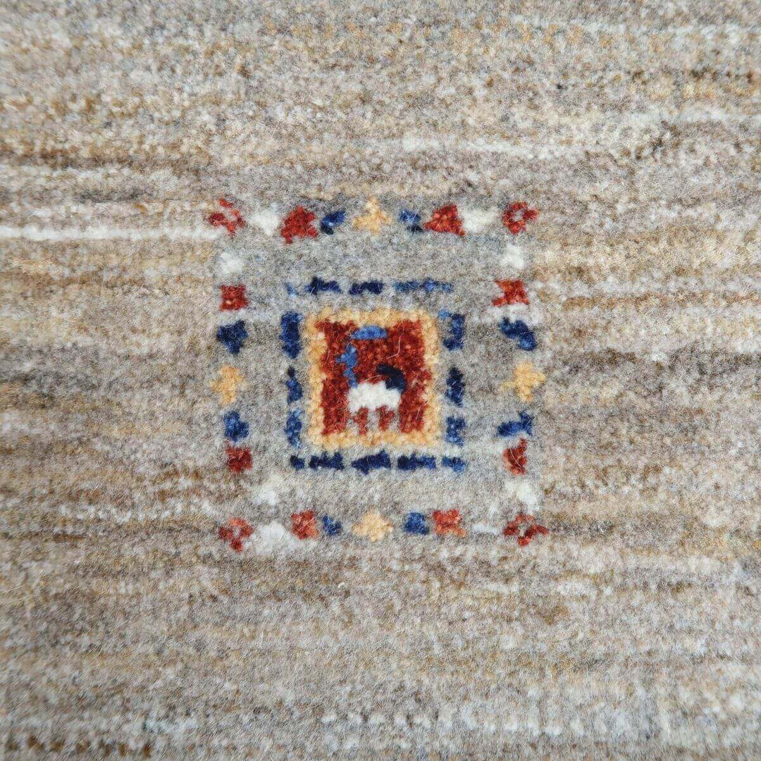 【セミオーダー受付中】  サイズ変更OK　カラー変更OK イラン　シラーズ産　ギャッベ 　（hl-11124）