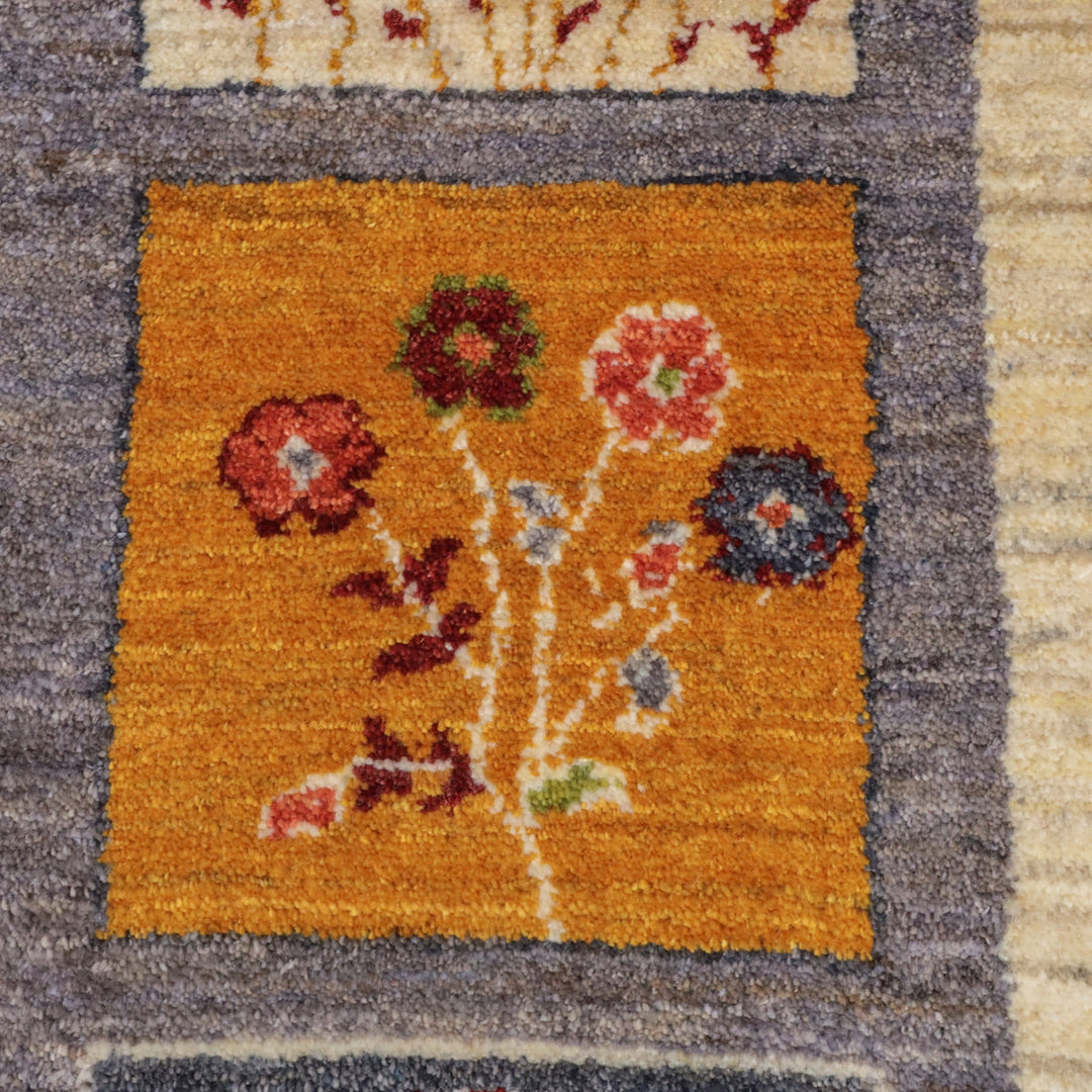 【オーダーメイド受付中】イラン　シラーズ産　ギャッベ 　（hl-12046）