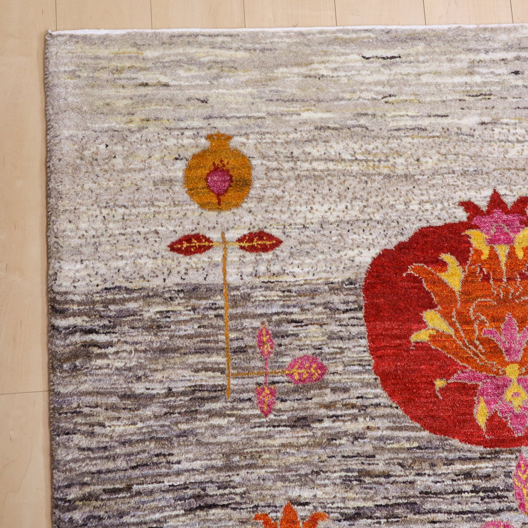 【セミオーダー受付中】  サイズ変更OK　カラー変更OK イラン　シラーズ産　ギャッベ 　（hl-12404）