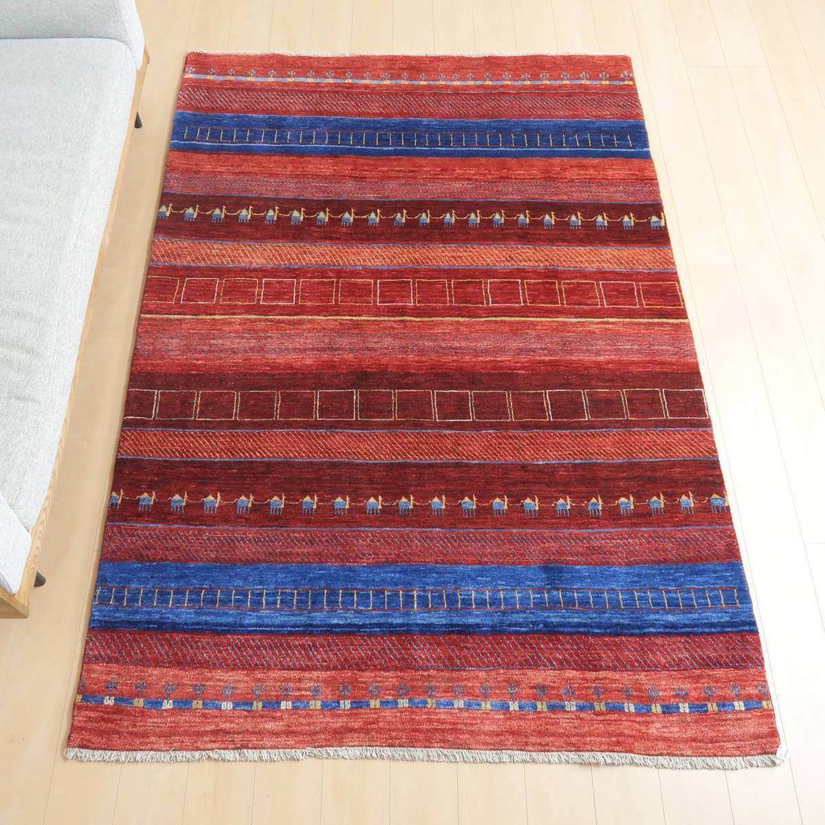 新品　イラン　ギャッベ　ウール　ペルシャ絨毯　ルリバフ 楽天市場】ギャッベルリバフ イラン製 220×166cm 手織り 最高級
