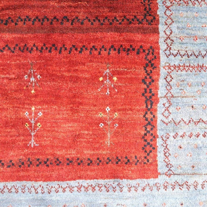 プレミアムギャッベ／ルリバフ　232×206cm（HL-32043）
