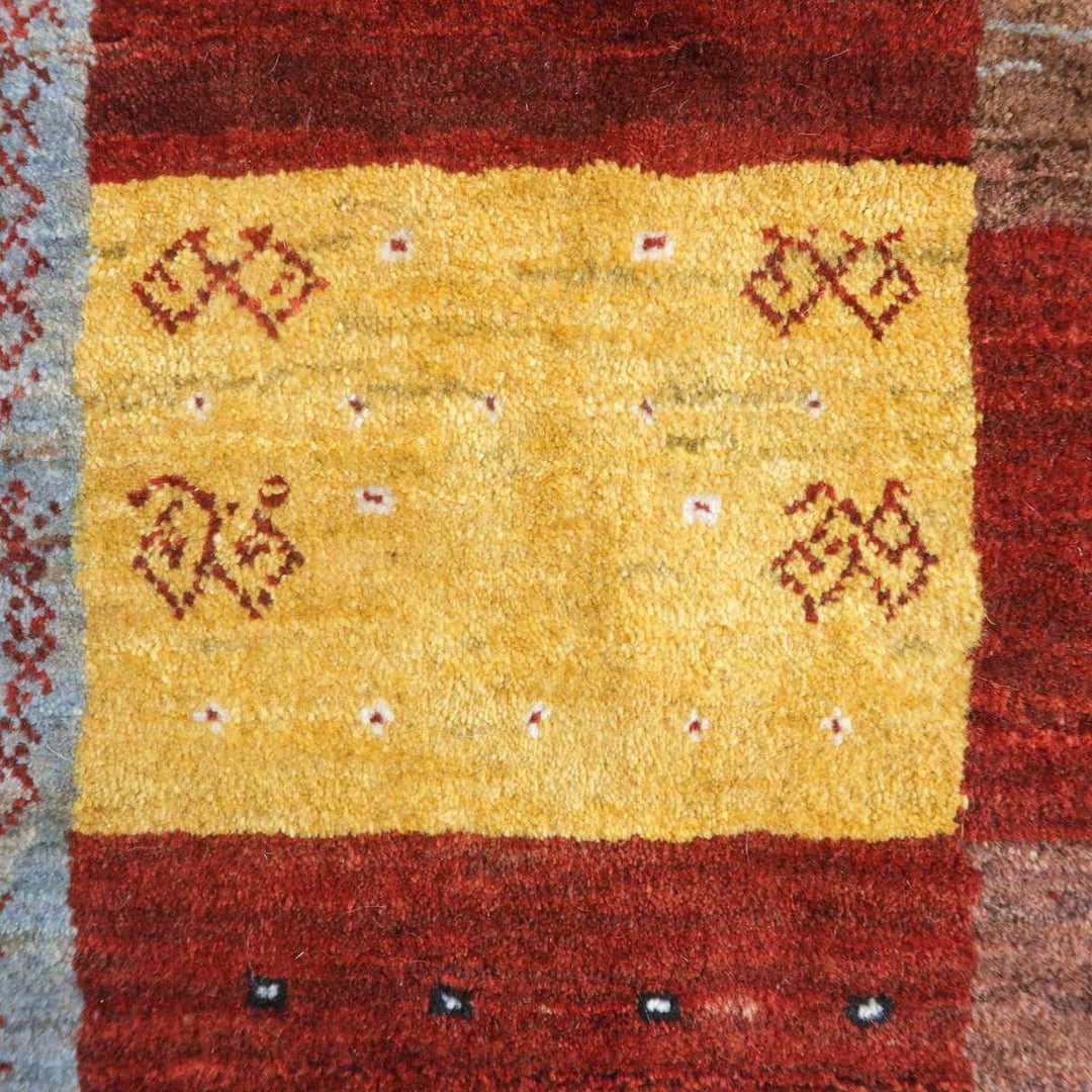 プレミアムギャッベ／ルリバフ　232×206cm（HL-32043）