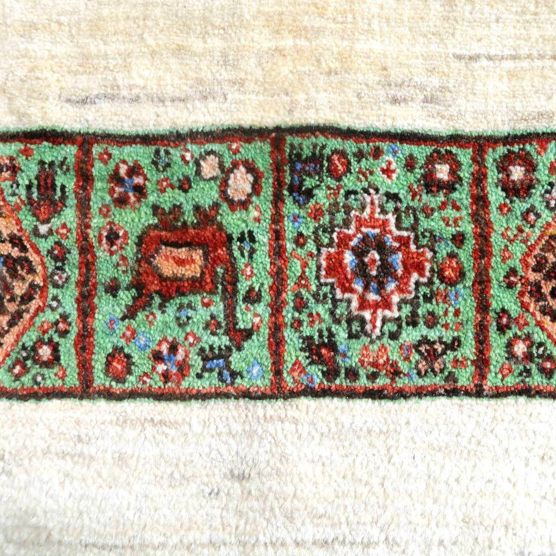 【セミオーダー受付中】  サイズ変更OK　カラー変更OK イラン　シラーズ産　ギャッベ 　（hl-41688）