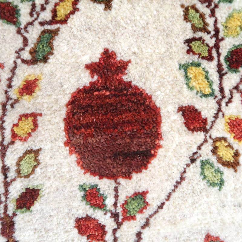 【セミオーダー受付中】  サイズ変更OK　カラー変更OK イラン　シラーズ産　ギャッベ 　（hl-73242）