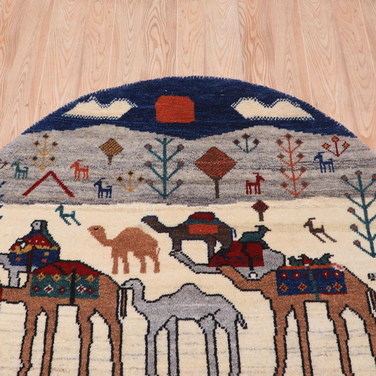 ギャッベ,カシュクリ,円形ラグ,ラクダ柄,96×96cm,手織り,ウール絨毯