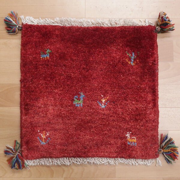 Rug in red tones — shown on the floor (HP-36779)