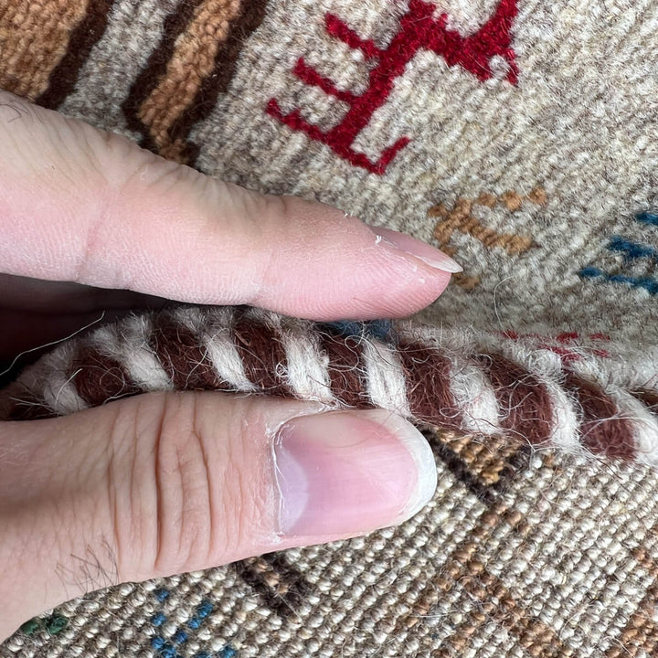 ギャッベ（ギャベ）カシュクリ　43×41cm（HP-70077）