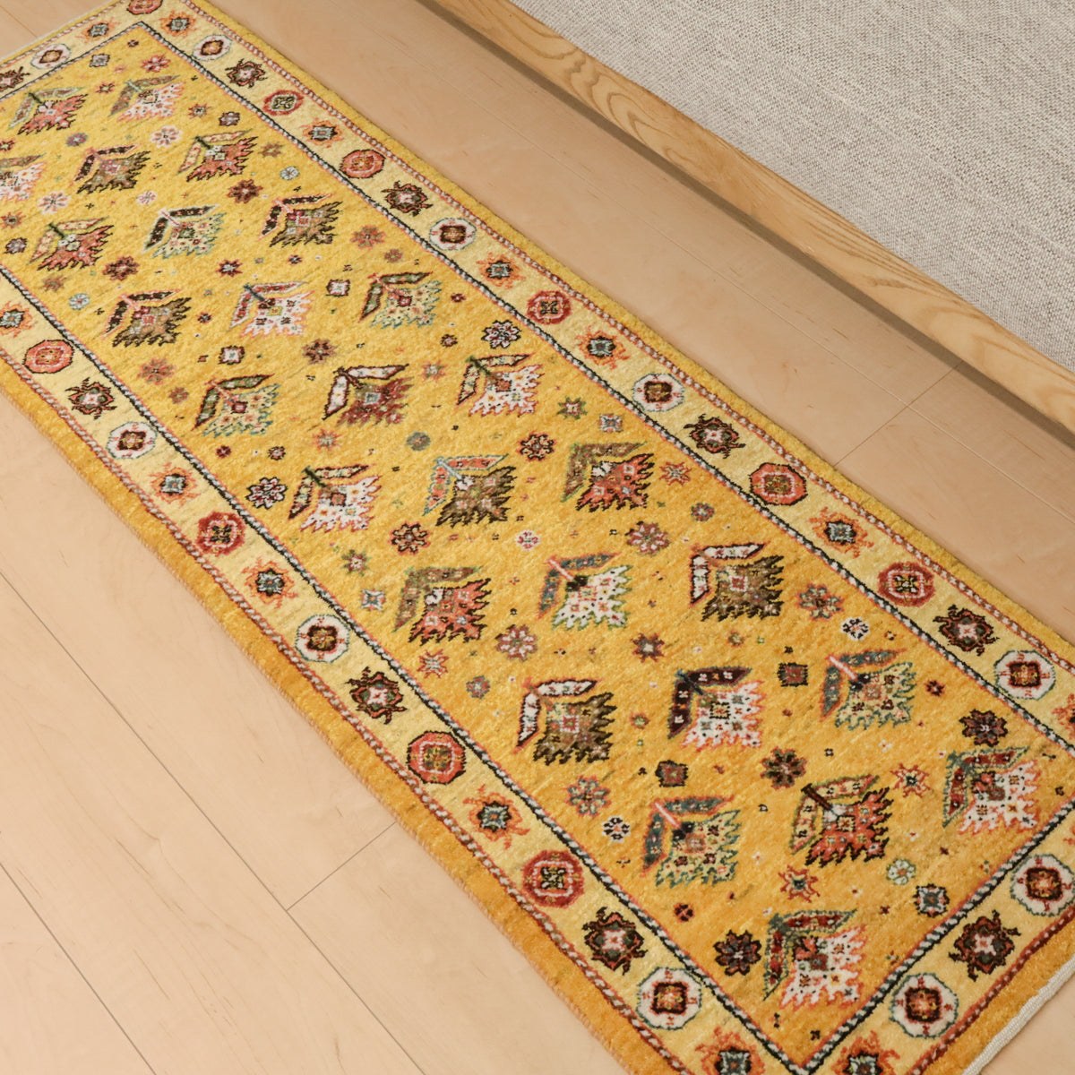 159×97cmペルシャ絨毯ギャッベ手織り 159×97cmペルシャ絨毯ギャッベ手織り