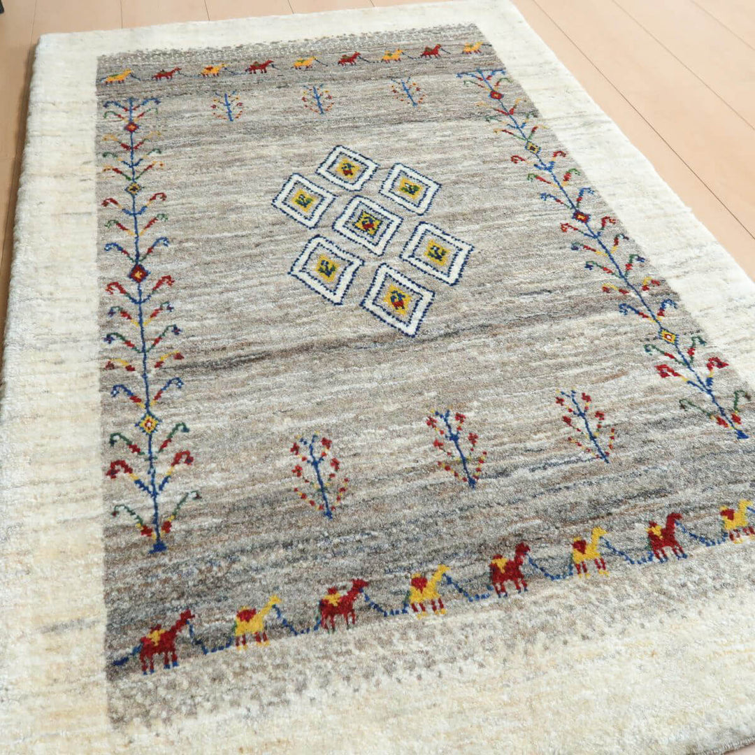 【オーダーメイド受付中】イラン　シラーズ産　ギャッベ 　（hs-11138）