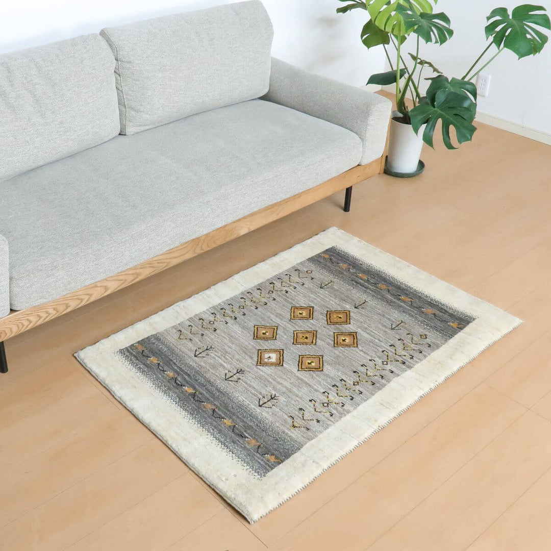 【オーダーメイド受付中】イラン　シラーズ産　ギャッベ 　（hs-11140）