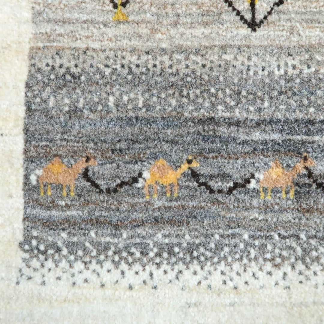 【オーダーメイド受付中】イラン　シラーズ産　ギャッベ 　（hs-11140）