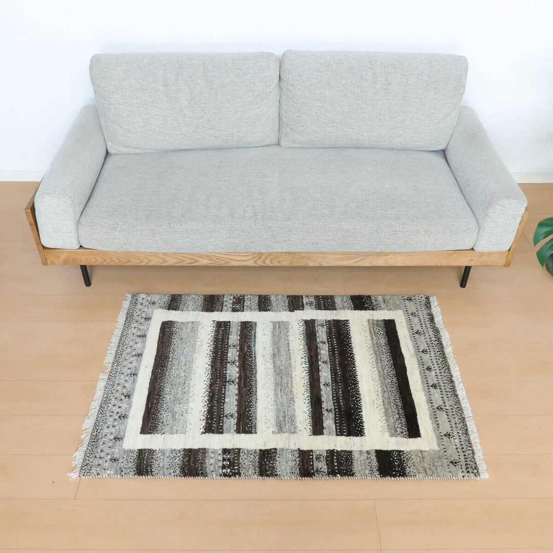 【オーダーメイド受付中】イラン　シラーズ産　ギャッベ 　（hs-11145）