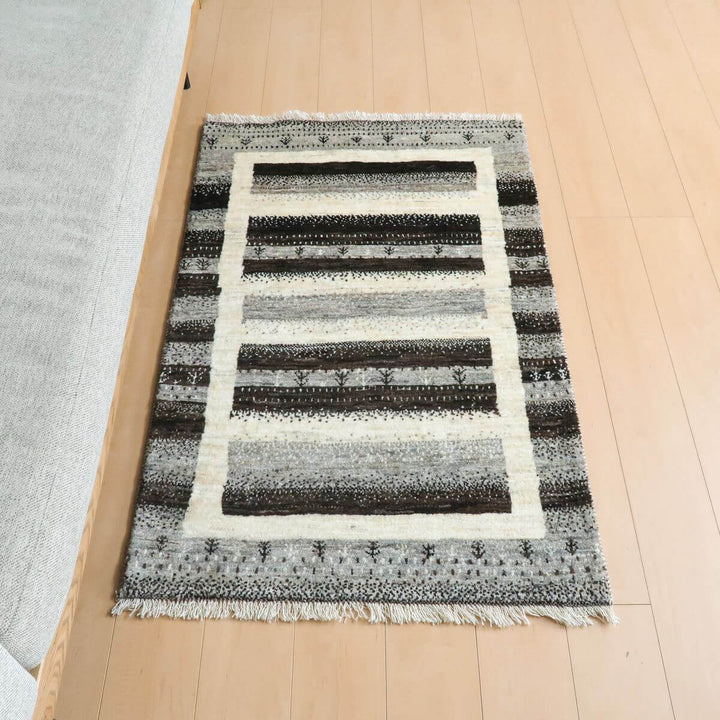 【オーダーメイド受付中】イラン　シラーズ産　ギャッベ 　（hs-11145）