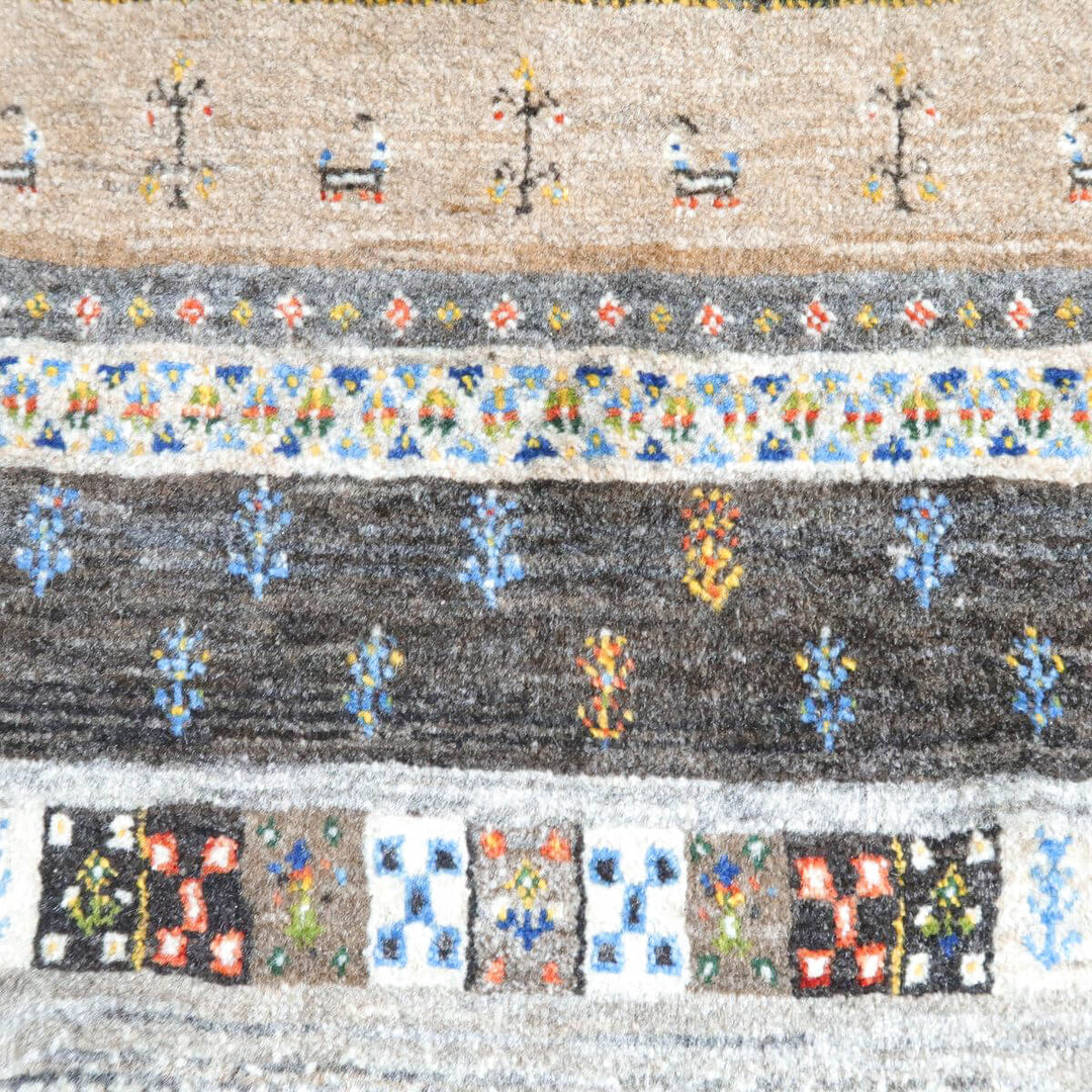 【オーダーメイド受付中】イラン　シラーズ産　ギャッベ 　（hs-11147）