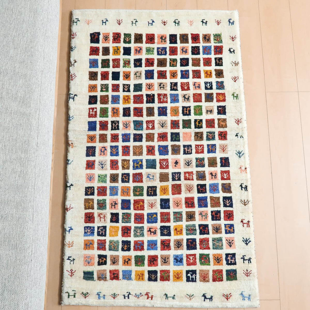 【オーダーメイド受付中】イラン　シラーズ産　ギャッベ 　（hs-11150）