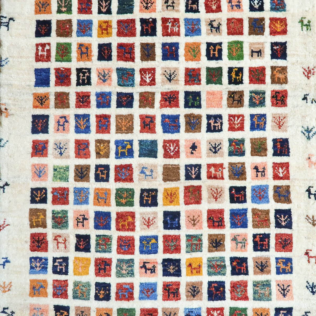 【オーダーメイド受付中】イラン　シラーズ産　ギャッベ 　（hs-11150）