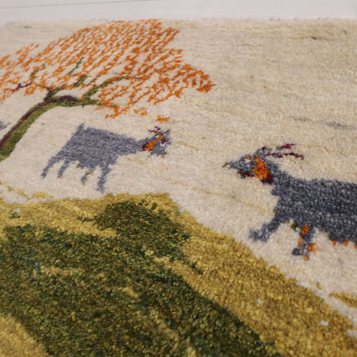 【オーダーメイド受付中】イラン　シラーズ産　ギャッベ 　（hss-11881）