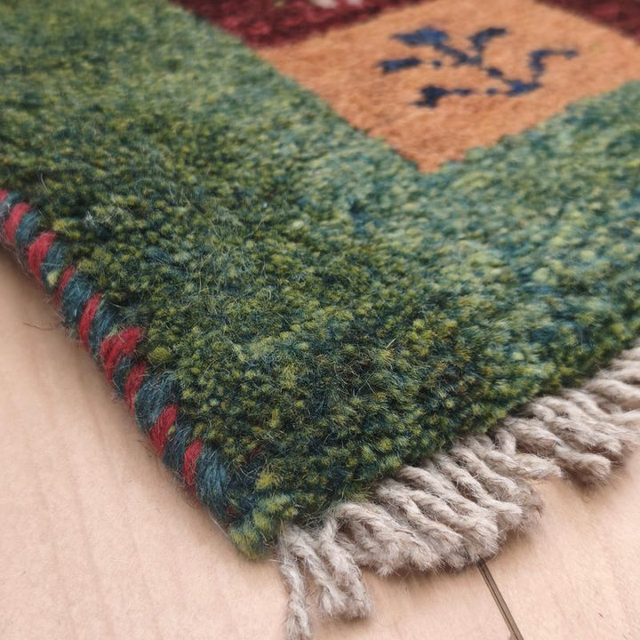 ギャッベ（ギャベ）ラティーフ　55×43cm（HSS-12970）