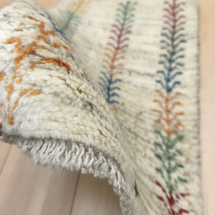 ギャッベ（ギャベ）ラティーフ　63×39cm（HSS-12971）