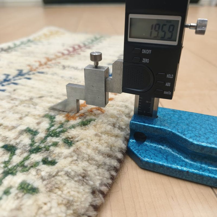 ギャッベ（ギャベ）ラティーフ　63×39cm（HSS-12971）