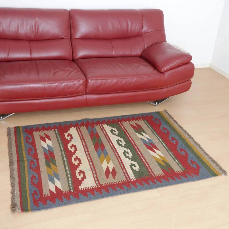 パキスタンラグ　ウール絨毯　ピンク　ギャッベ キリム　ソファー　玄関マット アクセントキリムラグ通販｜ペット・家具下｜ – ギャッベ＆ペルシャ