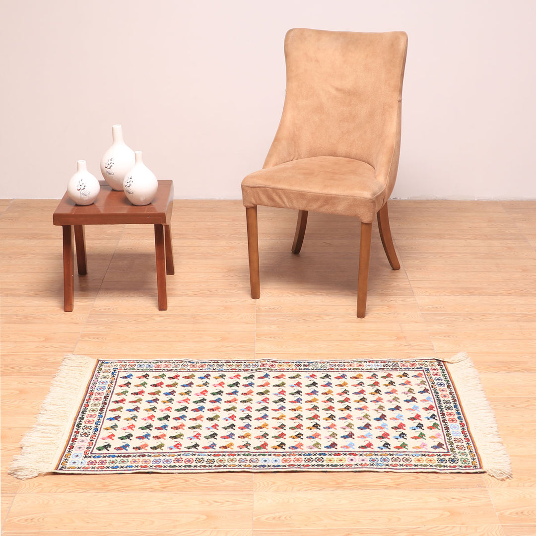 キリム・シラーズ／カシュガイ 113×61cm（KR-70032）