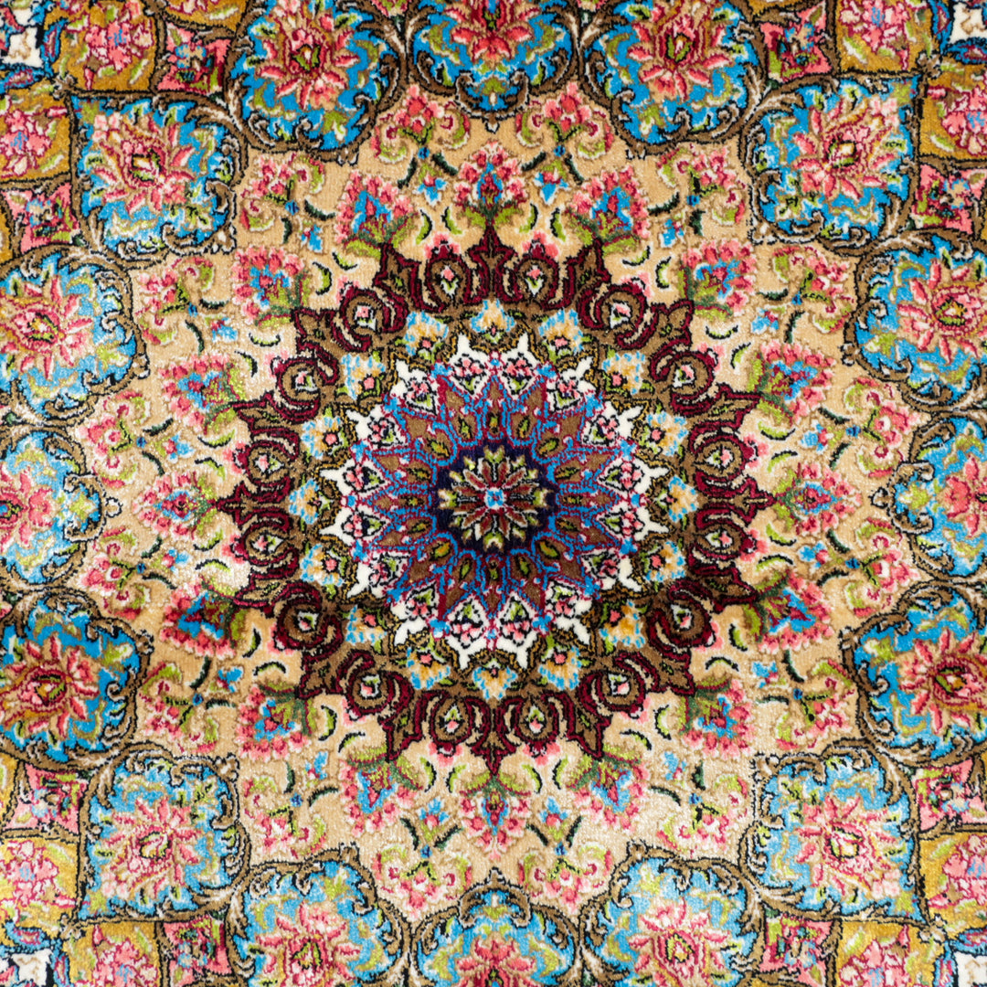 LUMINA モダールアートコレクション｜ゴンバド・羽根文様 ターコイズ×ピンク｜224×150cm（S-13313）
