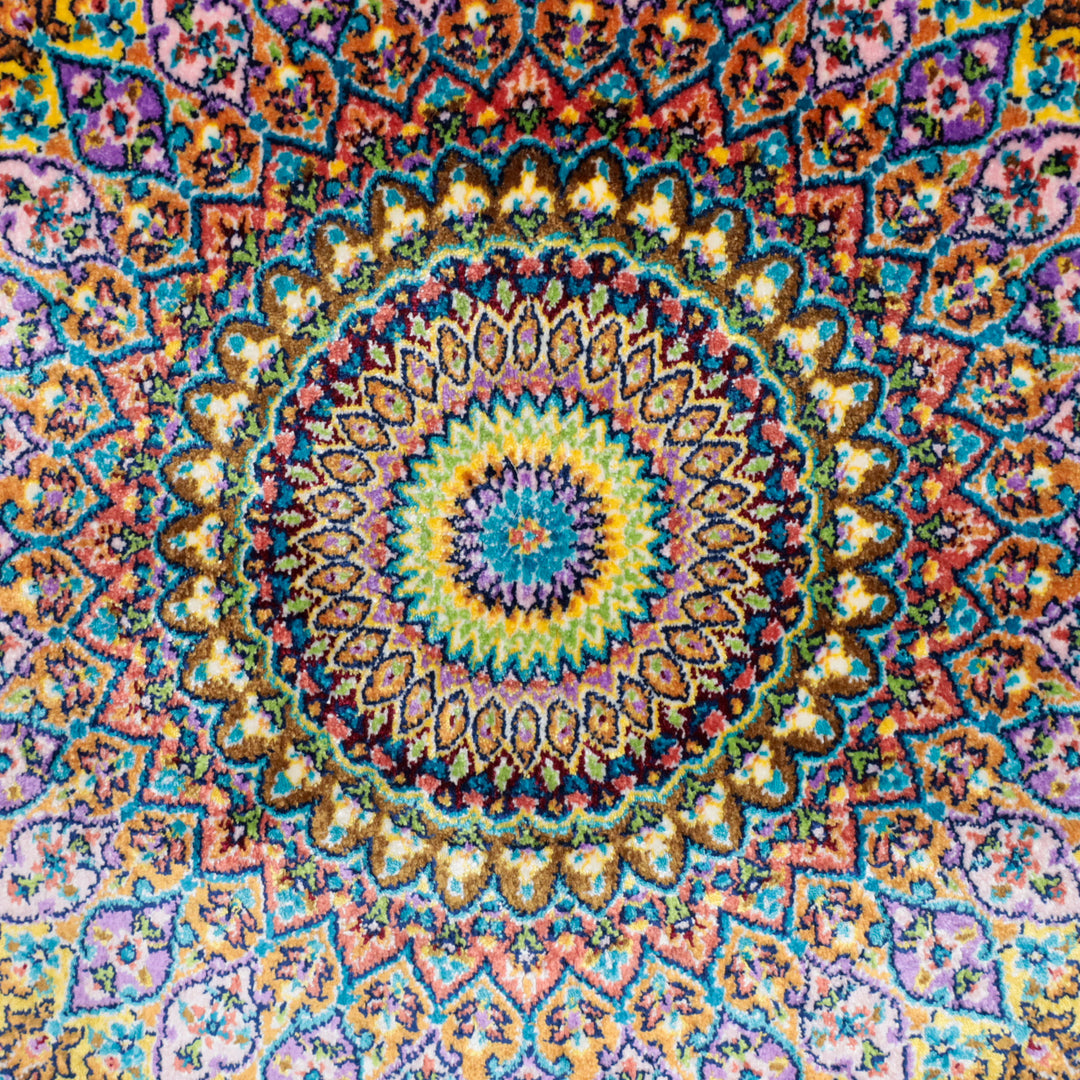LUMINA モダールアートコレクション｜ゴンバド・羽根文様 ターコイズ×パープル｜230×148cm（S-13319）