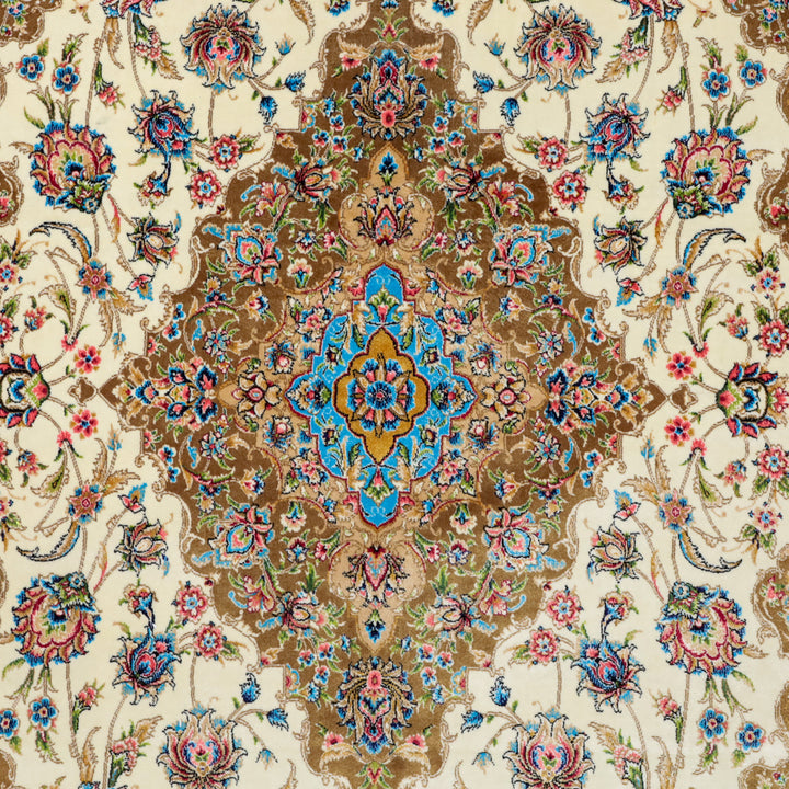 LUMINA モダールアートコレクション｜花メダリオン柄 アイボリー×金茶｜125×81cm（S-13394）