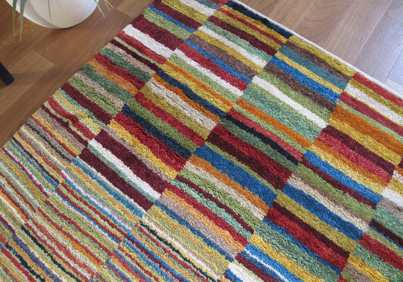 ギャッベ,ラグ,115×73cm,アマレ,ゾランヴァリ,手織り,マルチカラー